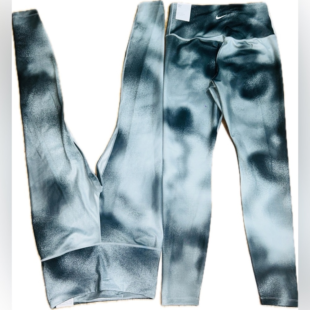 Nike NWT SZ S/M/L/XL Dri-Fit full length, high rise leggings in shades of green - Picture 2 of 8